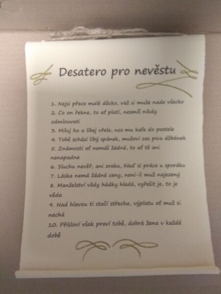 Pergamen desatero nevěsty
