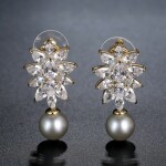 Náušnice Swarovski Elements Sasha - perla, Bílá/čirá