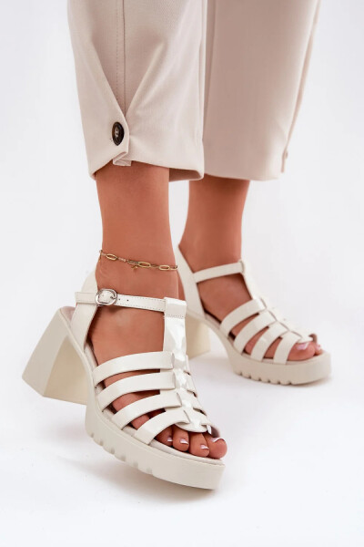 Sandály na podpatku model 212575 Step in style 38