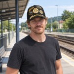 New Era Pánská kšiltovka Boston Bruins NHL 9FORTY M-Crown A-Frame Trucker All Over černá