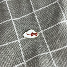 Pinarna.cz Bílý klobouk s červenou mašlí