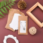 Papírová obálka s průhledným okénkem a kartou na šperky - hnědá - 15,4 × 6,7 cm- 1 ks