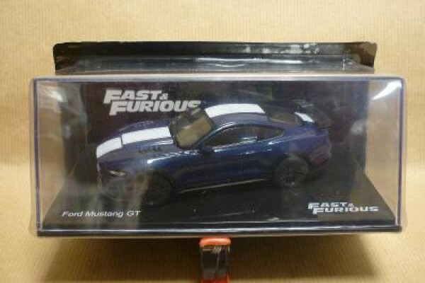 Ford Mustang GT DeAgostini 1/43