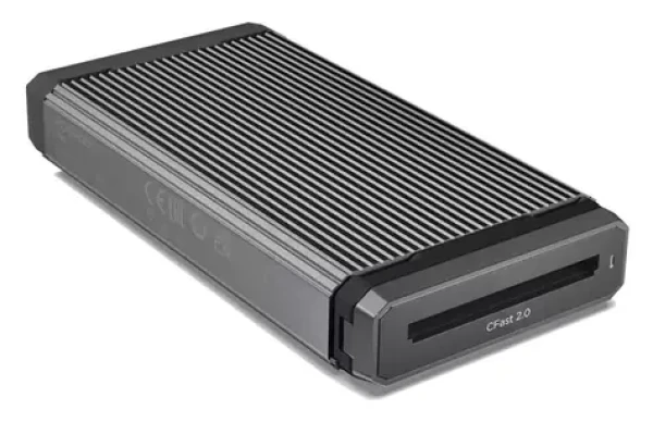 SanDisk Professional PRO-READER / Čtečka karet / CFast / USB-C 3.2 Gen 2 (SDPR2E8-0000-GBAND)