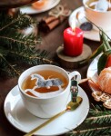 TEA HERITAGE Vánoční černý čaj Rocking Horse – 5 ks, multi barva, papír