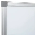 EuroSupplies Magnetická tabule 150x100 cm / hliníkový ALU rám / bílý lakovaný povrch / odkládací lišta (PREMTA1510)