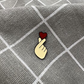 Pinarna.cz Prsty držící srdíčko