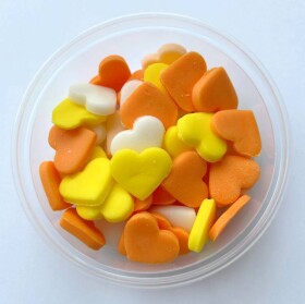 Dortisimo Cukrová srdíčka velká bílá, žlutá a oranžová (50 ks)