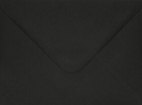 50 ks OBÁLKA ČERNÁ C7 81x111 mm 110 gm2 šípová klopa