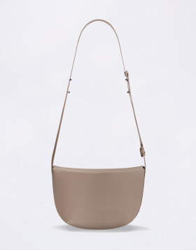 Ucon Acrobatics Sofie Medium Lotus Infinity Dark Sand