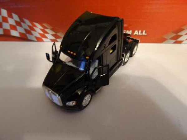 Kenworth T700 1:68