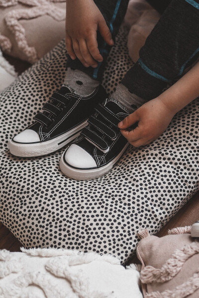 Dětské tenisky na suchý zip Černá Bernie 19