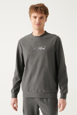 Avva Men's Anthracite Crew Neck Thread Printed Standard Fit Regular Cut Sweatshirt