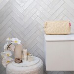 Kosmetická taštička Reisenthel Travelcosmetic Leo vanilla