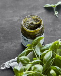 Nicolas Vahé Krémové pesto s bazalkou a pistáciemi 135 g, zelená barva, sklo