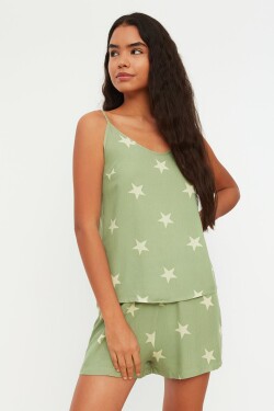 Trendyol zelená viskózová tkaná pyžamová souprava hvězdným vzorem šňůrkovými ramínky