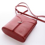 Dámská kožená crossbody Viola, červená