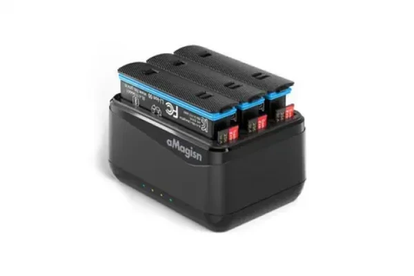 Insta360 X4 - Nabíjecí box 3v1 (1INST696)