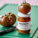 Nicolas Vahé Rajčatová bruschetta Artichoke & Tomato 140 g, červená barva, sklo