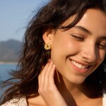 ELENYS Golden Knot – pozlacené náušnice 18K žluté zlato