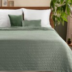 DumDekorace Prošívaný přehoz na postel se lněnou strukturou v mátové barvě Šířka: 170 cm | Délka: 210 cm