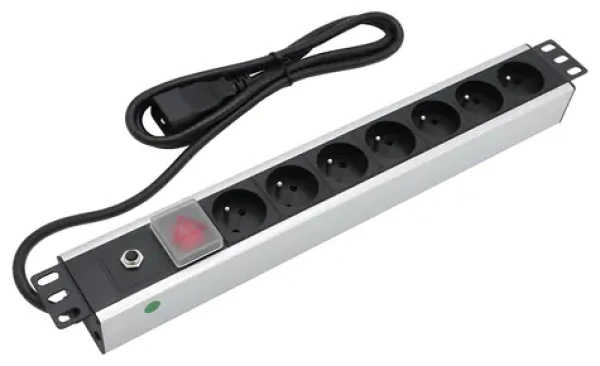 XtendLan 19" rozvodný panel 7x230V / Rozvodný panel / ČSN / vypínač / nadproudová ochrana / 16A/C20 / kabel 1,8 m (ZASUVKA7N19-C20)