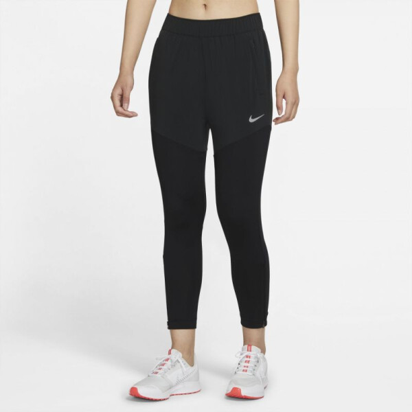 Dámské Dri-FIT Essential DH6975-010 Nike XS