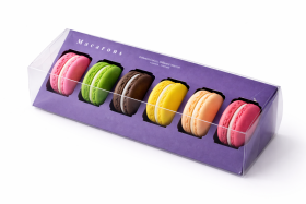 Cake star Elegantní krabička na makronky fialová 23x9,8cm na 6ks