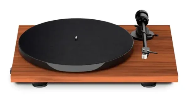 Pro-Ject E1 + AT3600L - Walnut / Gramofon / řemínkový / RCA kabel 1.23m (9pe1wlat)