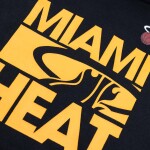 Nike Dětská mikina Miami Heat NBA Courtside Club Hoodie Černá (YOUTH)