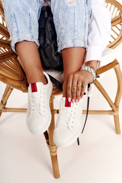 Dámské Kožené Tenisky Se Stuhou BIG STAR DD274685 Bile 39