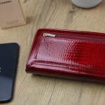 Elegantní velká dámská kožená peněženka Gregorio Wertan, červená