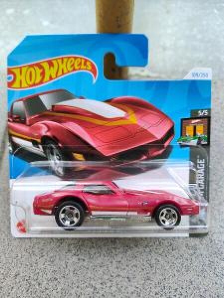 HOT WHEELS CORVETTE STINGRAY