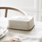 Bastion Collections Keramická máslenka June Clay, krémová barva, keramika