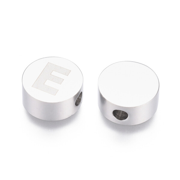 Korálek z nerezové oceli - placička s písmenem - různé varianty - 10 x 4,5 mm - 1 ks Písmena: E