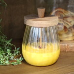 Chic Antique Skleněná dóza na med Grooves 650 ml, čirá barva, sklo