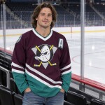 Mitchell & Ness Pánský dres Teemu Selanne Anaheim Ducks 1996 NHL Dark Jersey Velikost: XL