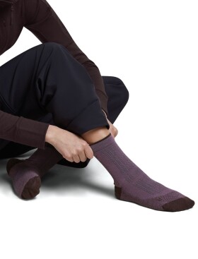 Dámské merino ponožky ICEBREAKER Wmns Merino Hike+ Ultralight Quarter, Grey Plum/Bittersweet velikost: 41-43 (L)