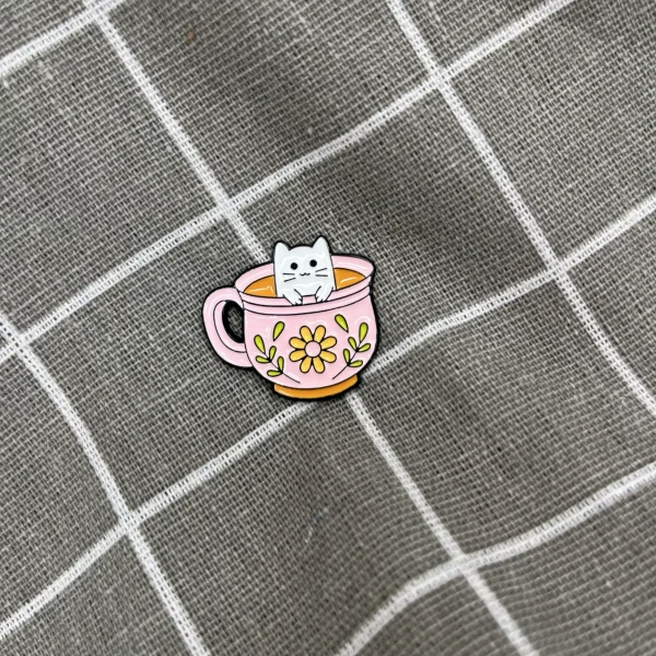 Pinarna.cz Kočička v kytičkovém hrníčku