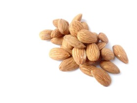 Mandlová fondánová hmota Formix k potahování dortů (1 kg)