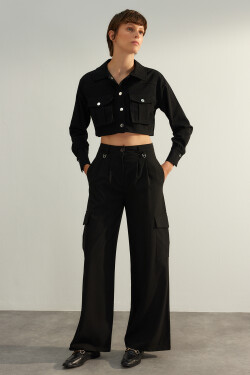 Trendyol Black Prémiové kvalitní tkané kalhoty se širokými nohavicemi a kapsami cargo