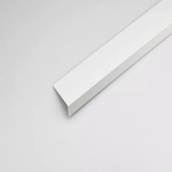 Rohový Profil PVC Bílý Satén 20x10x2000