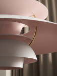 Louis Poulsen Závěsná lampa PH 5 White/Pale rose – výroční edice, růžová barva, bílá barva