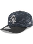 New Era Pánská kšiltovka Tampa Bay Buccaneers NFL Throwback 2026 Salute to Service 9SEVENTY Stretch-Snap