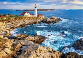 Castorland 53667 Východ slunce nad Cape Elizabeth, USA