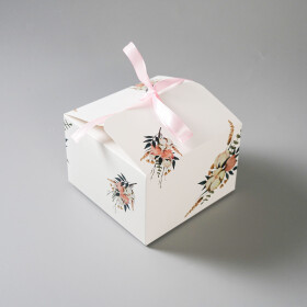 Výslužková krabice se stuhou Pink střední 16,5x16,5x11cm