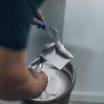 Lžíce nerez rohová vnitřní, 97 x 140 mm, dřevěná rukojeť