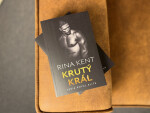 Krutý král - Rina Kent
