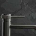 REA - Umyvadlová baterie Lungo Grip Gun Grey, nízká REA-B8778