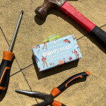 Somerset Toiletry Tuhé mýdlo pro muže Handyman + mini vodováha 200 g, modrá barva